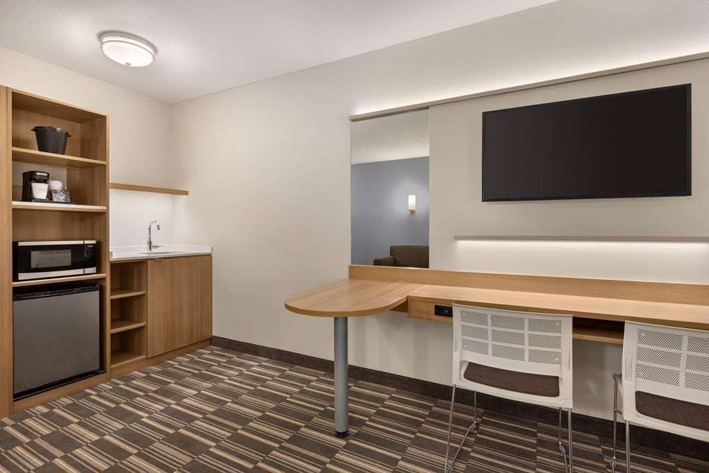 Microtel Inn & Suites By Wyndham Gambrills Odenton Room photo